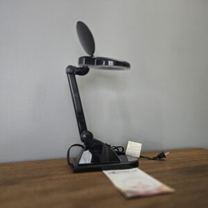 Magna Eye LED Magnifier Lamp w/ Adjustable Arm Black NEW In Box